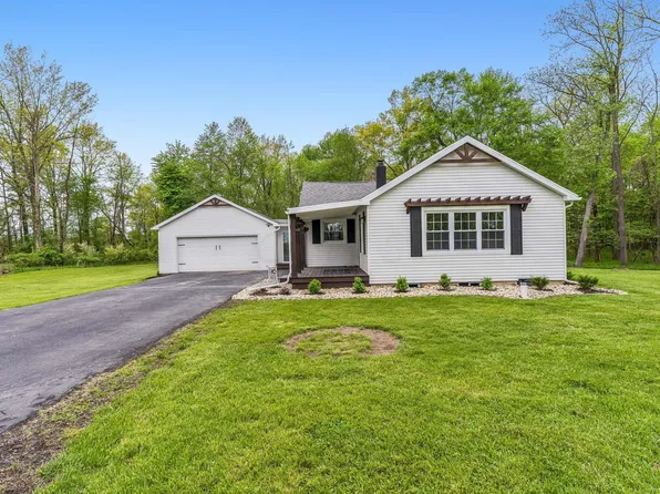 1330 Knauss Rd, Bucyrus, OH 44820
