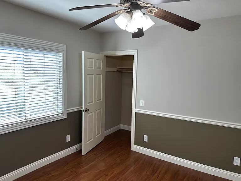 165 Chestnut St — Photo 20