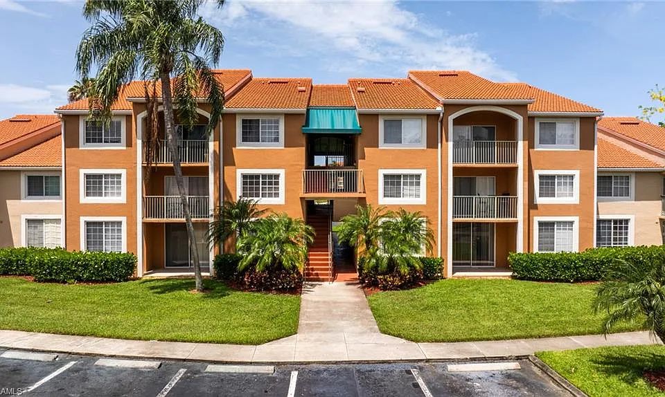 1265 Wildwood Lakes Blvd #106