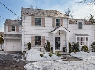 9 Stratton Rd, Scarsdale, NY 10583