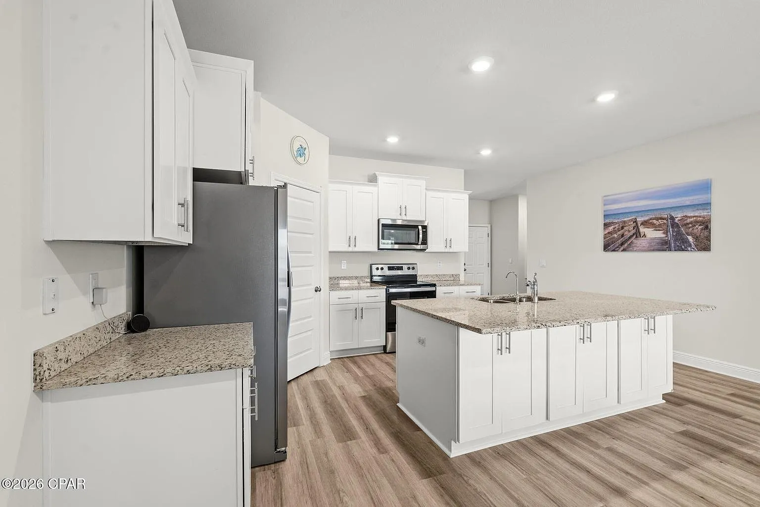 4 bed, 1812 sqft, $2,395 — Photo 3