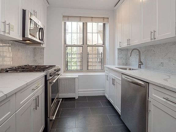 5th image of 275 Central Park W APT 7