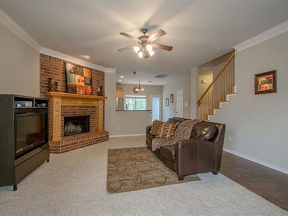4th image of 8401 Blackwater Creek Trl