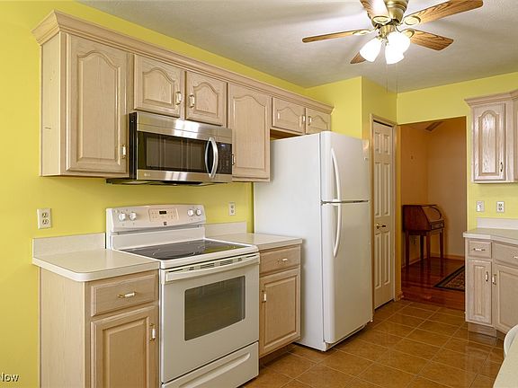 3rd image of 30831 Pepper Mill Ct #80B