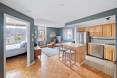 102 Bradhurst Avenue