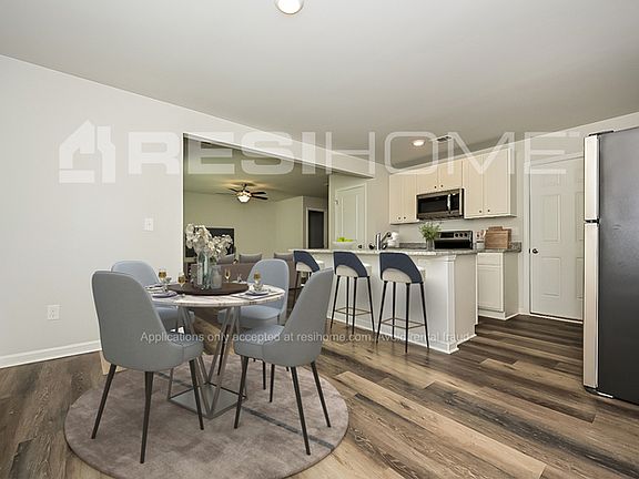 4th image of 40 Coltharp Trl