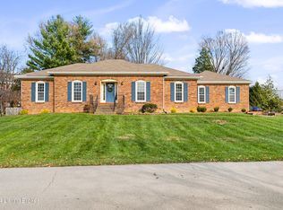 107 Towne Creek Ct, Middletown, KY 40243