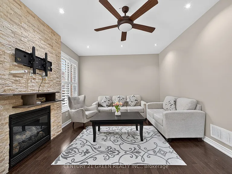 50 Bellcrest Rd — Photo 15