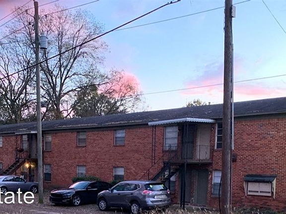 2nd image of 2413 14th Ave N APT K