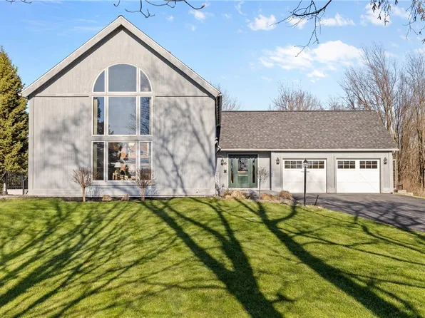 6322 Shaker Tract Rd, North Rose, NY 14516