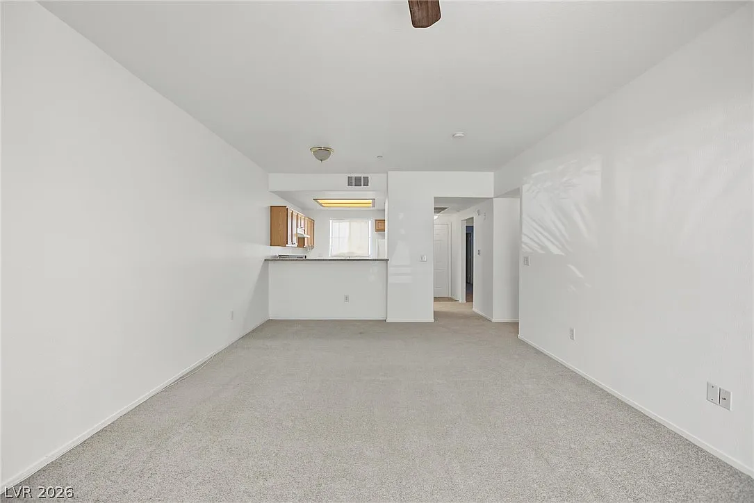 2 bed, 2.0 bath, 1160 sqft, $1,425 — Photo 4