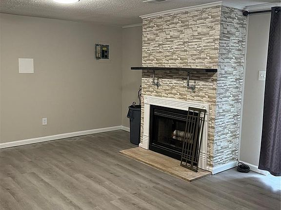 2nd image of 124 Carmel Woods Dr