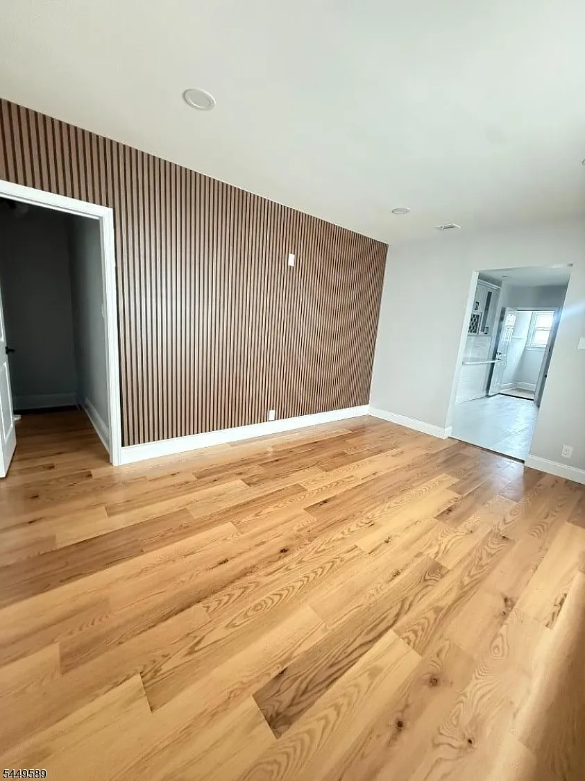 3 bed, 2.0 bath, $3,000 — Photo 3