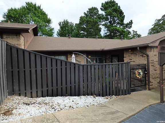 3rd image of 210 Carl Dr APT F11