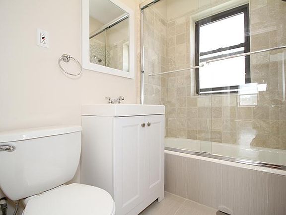 5th image of 4812 N Oakley Ave #Two_a