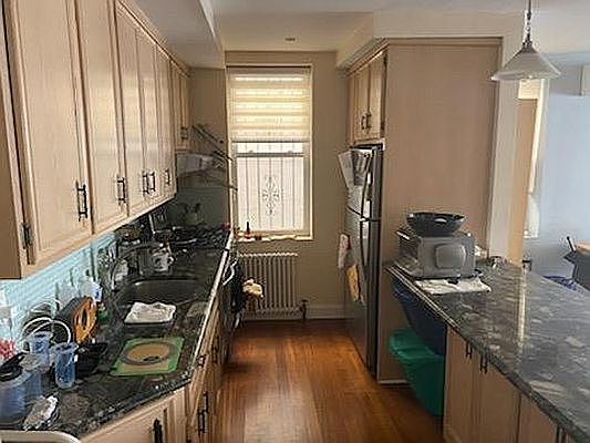 3rd image of 2418 23rd St Floor 1