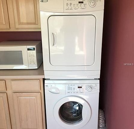 5th image of 605 S Gulfstream Ave Unit 4C