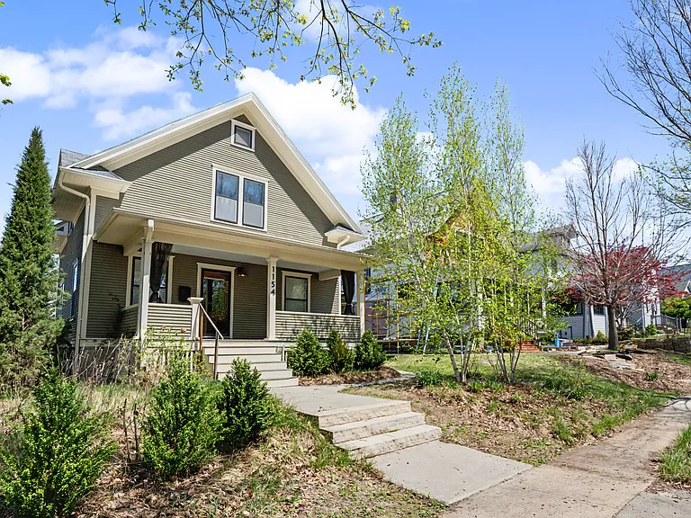 1154 Hotz Ave — Photo 2