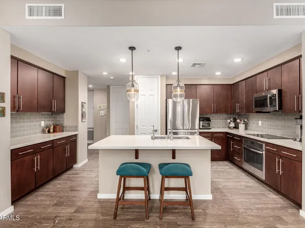 250 W QUEEN CREEK Road #130, Chandler, AZ 85248