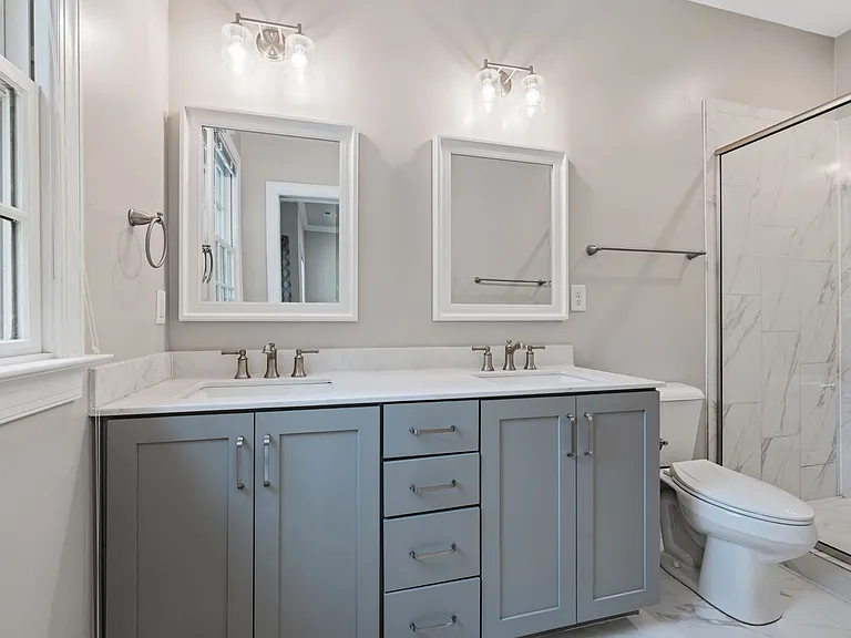 1108 Wall St — Photo 12