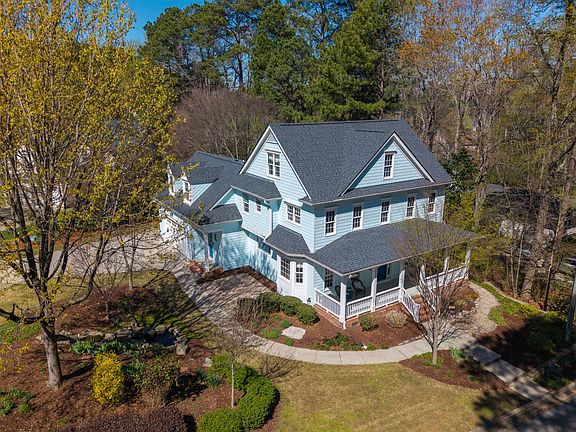 2nd image of 415 Fairview Rd