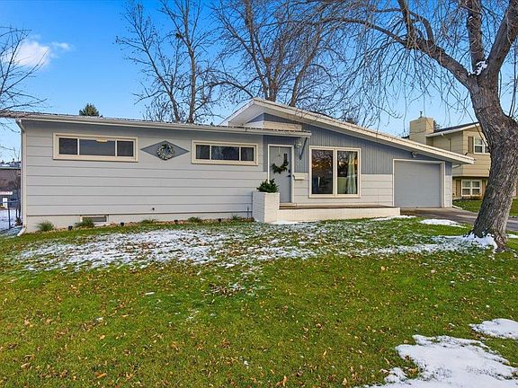 2nd image of 2322 Lockwood Dr
