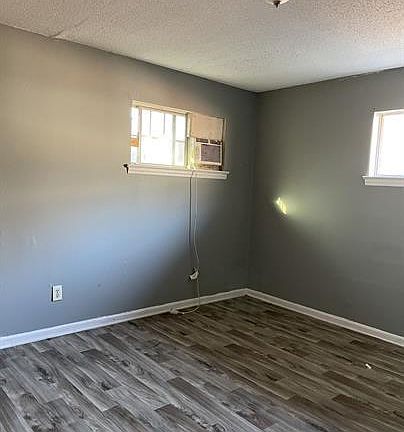 5th image of 4121 Quinn Adams St