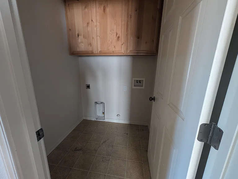 1563 Loon Lake St — Photo 11