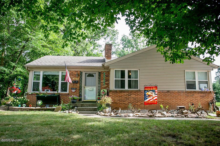 1st image of 3760 Cheyenne Dr SW