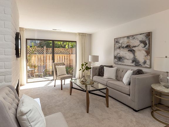 4th image of 12224 Atrium Cir