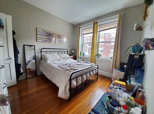 318 Summit Ave APT 8, Brighton, MA 02135