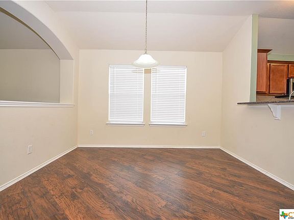4th image of 4905 Bridgewood Dr