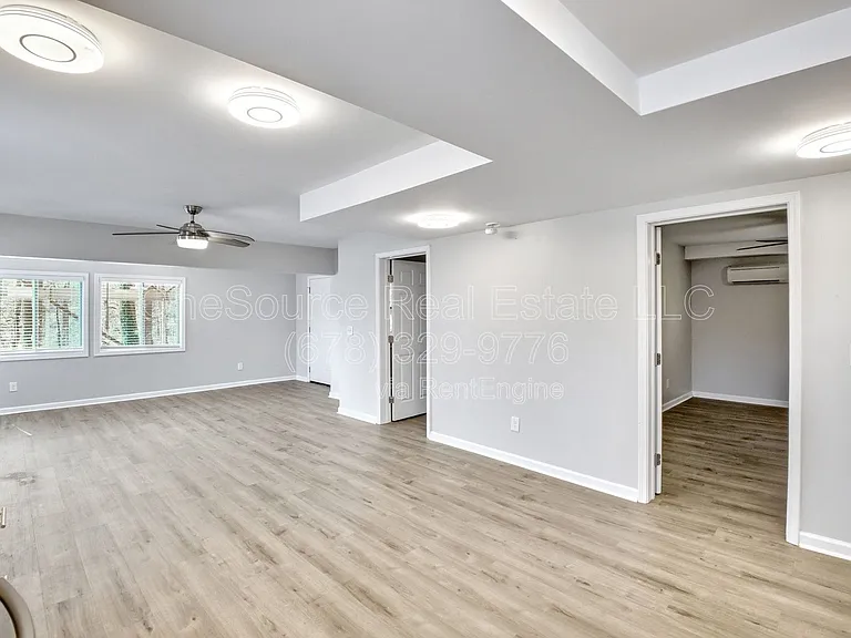 199 Cross Brook Dr #C — Photo 16