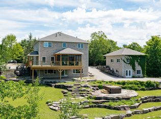 1039 Ziska Rd, Bracebridge, ON P1L 1W8