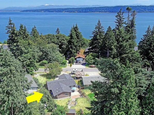 2942 Janet Avenue, Camano Island, WA 98282