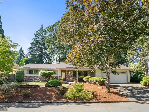 6070 SW Cross Creek Dr, Aloha, OR 97078