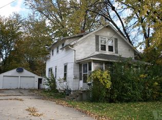 716 E 8th St S, Newton, IA 50208