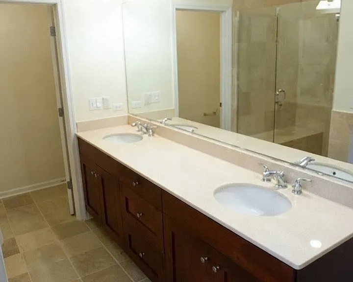 2054 W Chase Ave #1S — Photo 15