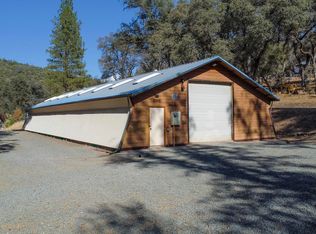9212 Hidden Valley Rd, Mountain Ranch, CA 95246