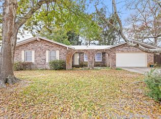 1810 Rattan Palm Dr, Niceville, FL 32578