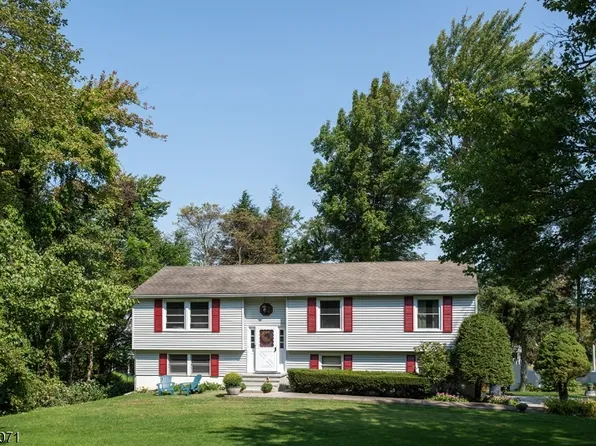 403 Rutherford Pl, Vernon Twp., NJ 07422