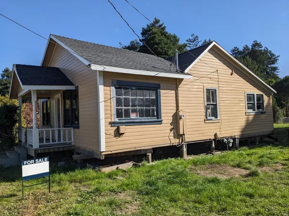 157 Monument Rd, Rio Dell, CA 95562