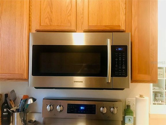 4th image of 2125 Golden Oak Ln