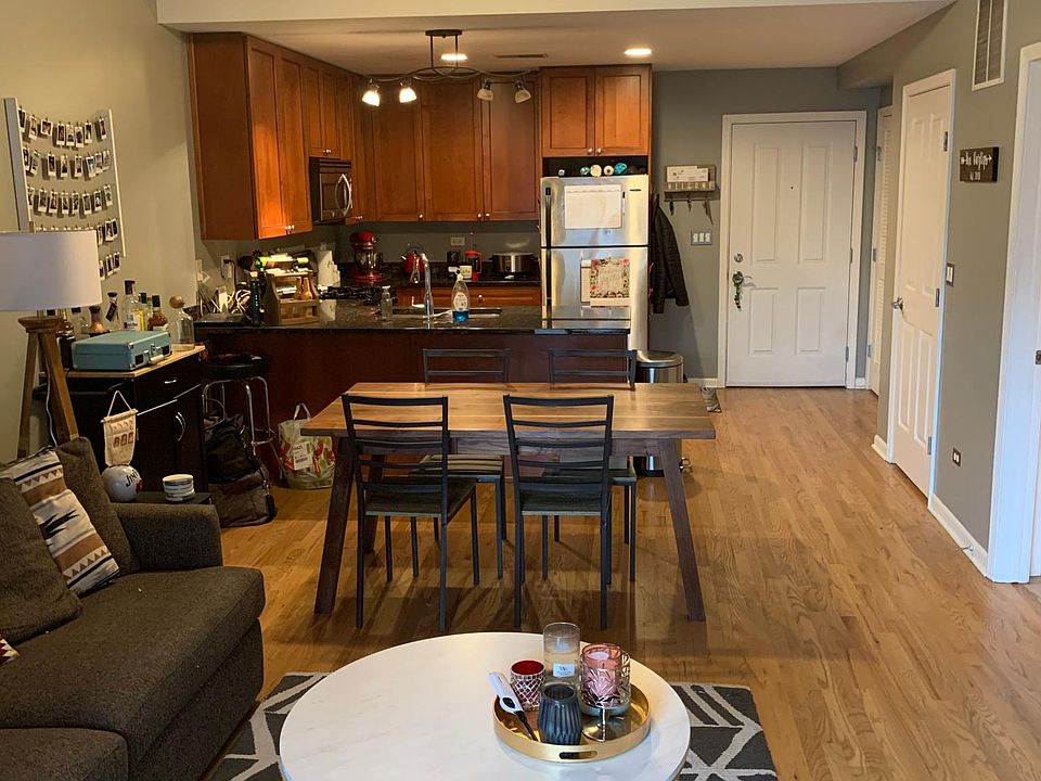 1st image of 437 W North Ave APT 205
