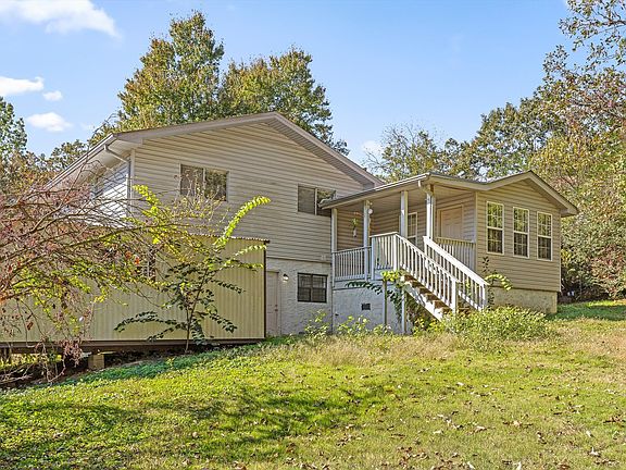 4th image of 545 Leafwood Dr