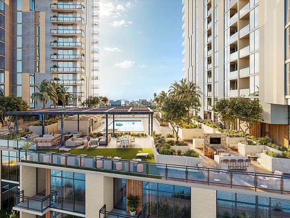 2nd image of 1306 E Vista Del Lago Dr #2-534