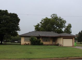 1619 Brunson Ave, Prague, OK 74864