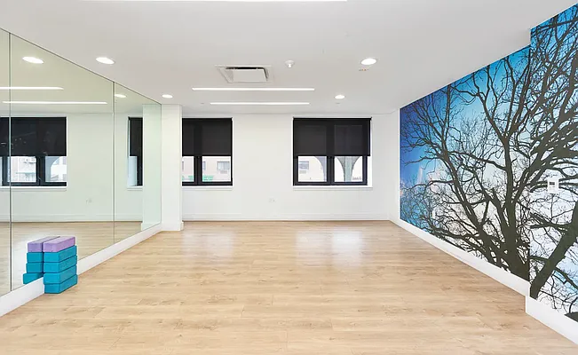 Rented by REAL New York | media 17