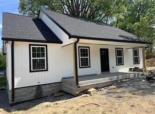 5409 Austin Peay Hwy NW, Westmoreland, TN 37186