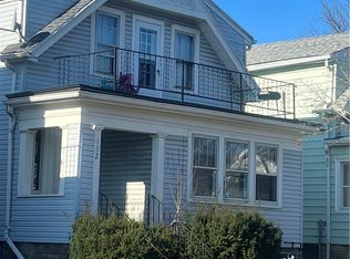 132 Ivanhoe Rd, Buffalo, NY 14215